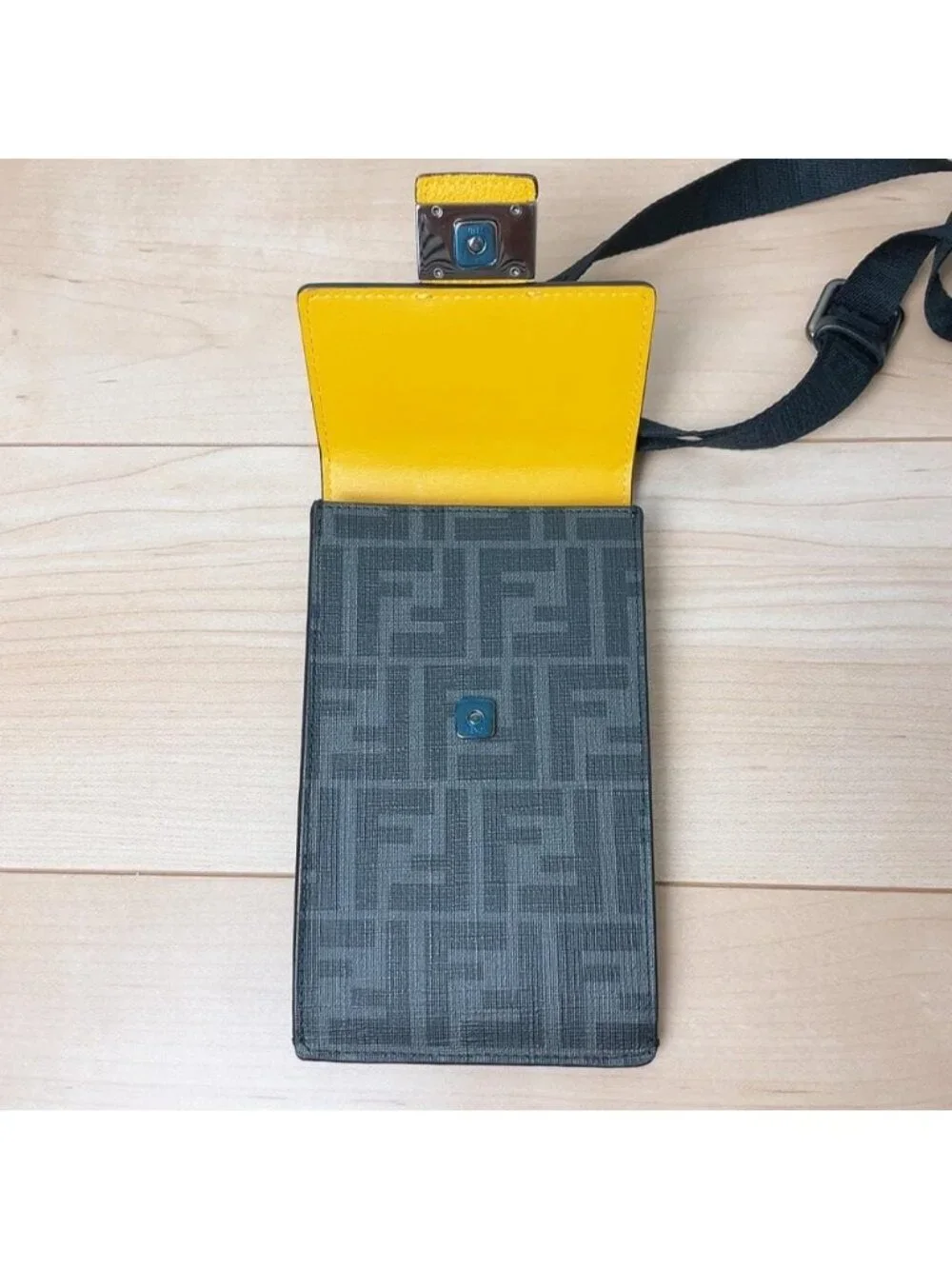Fendi Zucca Shoulder Bag Smartphone Pouch